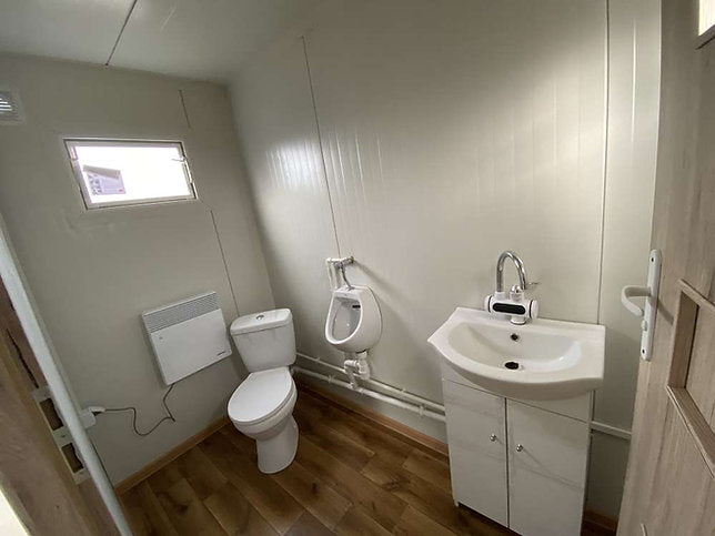 Contenedor de 5x2,40 m + instalaciones sanitarias