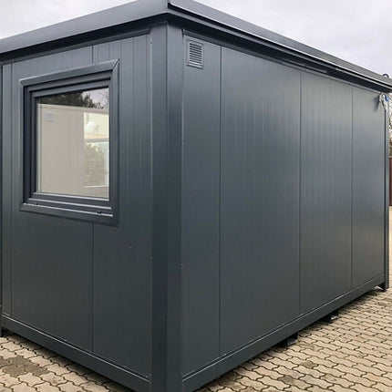 Contenedor de 4x2,40 m - Oficina/Jardín/Espacio privado