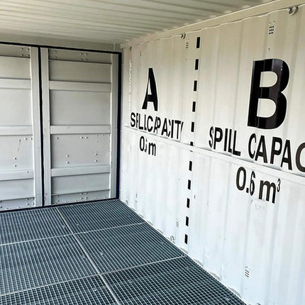 Contenedor marítimo de 20 pies con abertura lateral y compartimento de recogida.