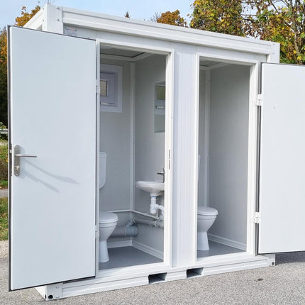 Contenedor sanitario SCD RAL 9002 Gris Blanco | 2335 mm de alto x 2400 mm de ancho x 1200 mm de profundidad | 2 puertas | 2 inodoros