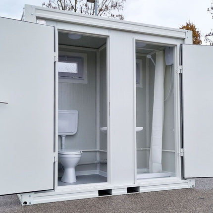 Cisterna sanitaria SCDD RAL 9002 Gris Blanco | 2350 x 2400 x 1250 mm | 2 puertas | con ducha