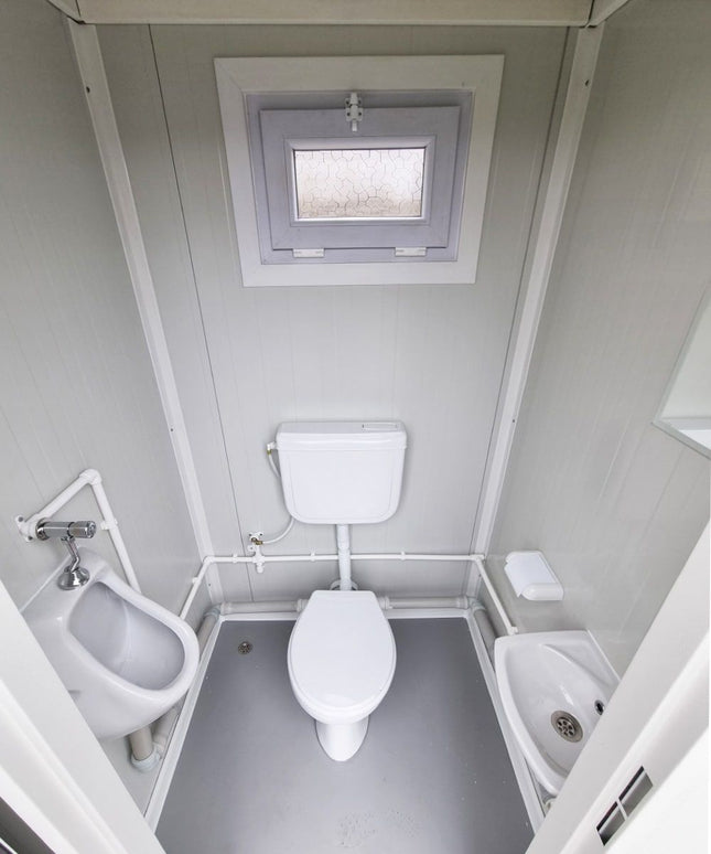 Cisterna sanitaria SCDD RAL 9002 Gris Blanco | 2350 x 2400 x 1250 mm | 2 puertas | con ducha
