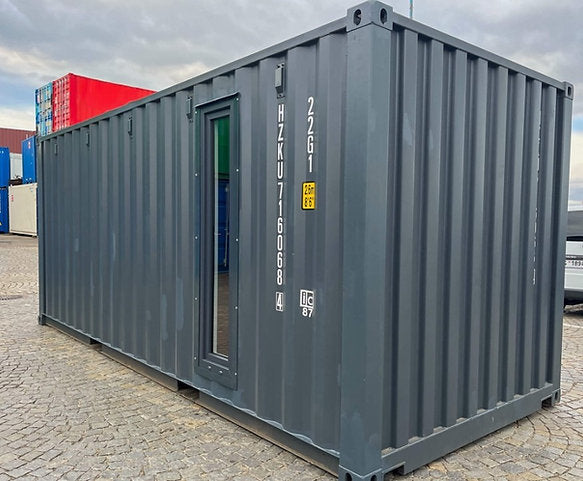 Contenedor marítimo de 20 pies con puerta seccional