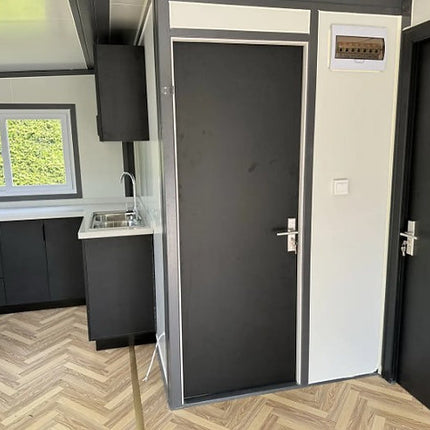 Contenedor móvil - Minicasa con dos dormitorios y cocina, modelo 2024