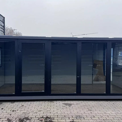 Pequeña casa de 37 m² con amplia terraza cubierta, garantía de 5 años.