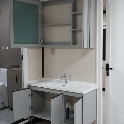 Pequeña casa de 37 m² con amplia terraza cubierta, garantía de 5 años.