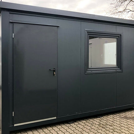Contenedor de 4x2,40 m - Oficina/Jardín/Espacio privado
